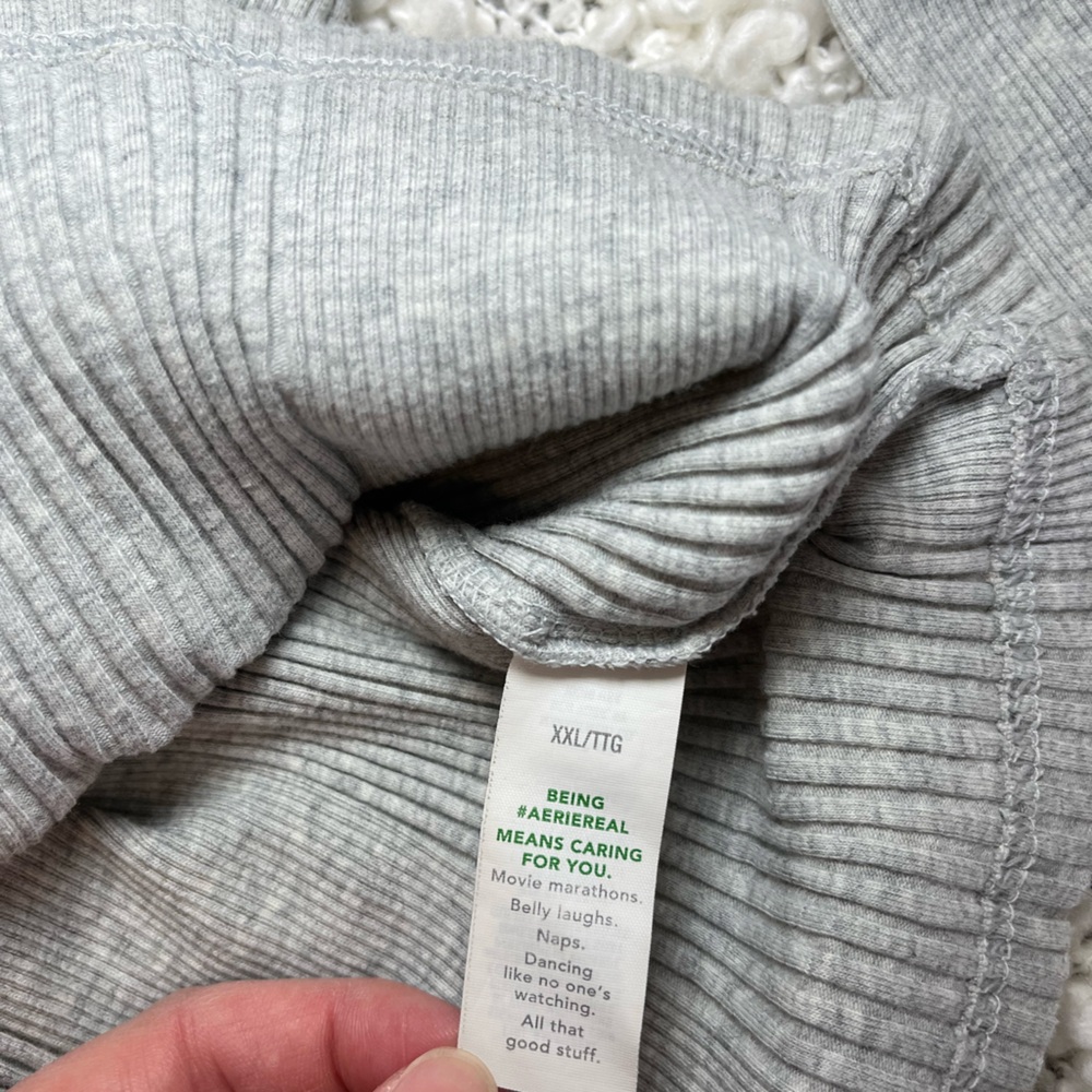 Aerie Women’s Gray Ribbed Long-Sleeve Henley Top Size XXL - Picture 7 of 8
